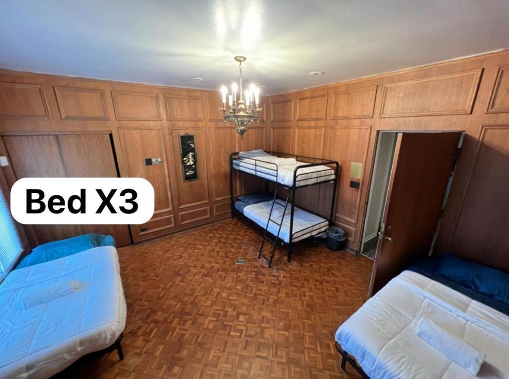 Auberge de jeunesse Pill Hill Mansion à Chicago Extérieur photo